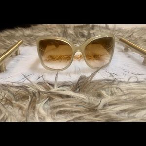 Women’s Gucci Sunglasses